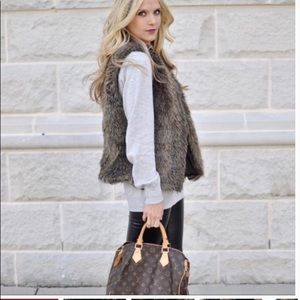 Kristin Blake Faux Fur Vest Large.